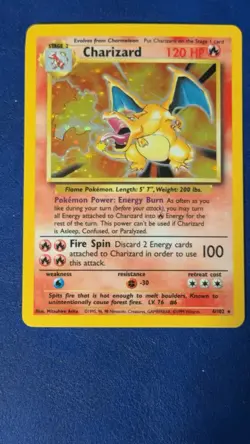 Pokemon TCG Charizard 4/102 Base Set Unlimited Holo Rare MP - Image 2