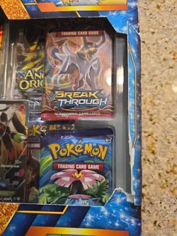POKEMON MEGA POWERS COLLECTION BOX Read Description - Image 2