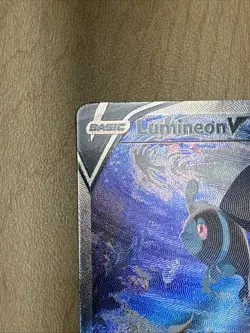 Lumineon V - Brilliant Stars 156/172 - Holofoil - Pokemon Card TCG - 2022 - Image 2