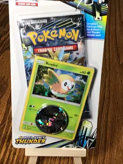 Pokemon Lost Thunder Blister Pack Rowlet Card With (Lugia) Coin - Image 3