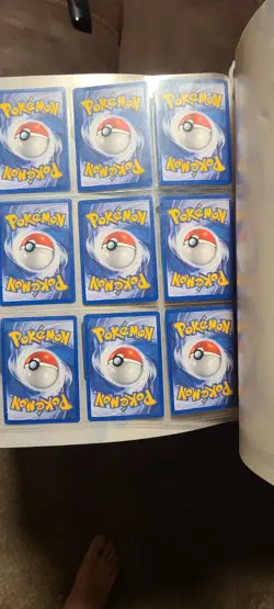 Pokemon TCG Pikachu World Collection 2000 - Image 4