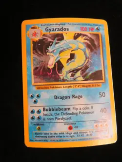 Gyarados 6 1/102 Holo Base Set Unlimited DMG Pokemon Card English - Image 1