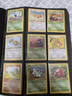 Folder Pokemon Cards Random Lot - Image 4