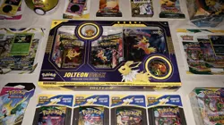 Pokemon Jolteon VMax Box w/Evolving Skies Artwork Set Build & Battle Box +Tins & - Image 2