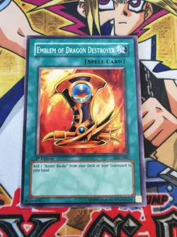 Emblem of Dragon Destroyer mfc-090 1st Edition (NM) Common Yu-Gi-Oh! - Image 1