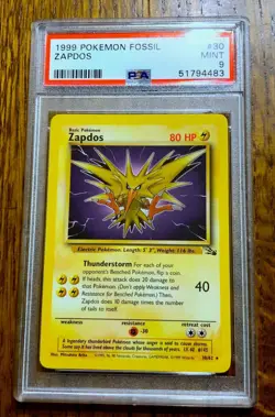 PSA 9 Mint ~ Zapdos #30 ~ 1999 Pokemon Fossil ~ Base Set Unlimited POP 56! - Image 1