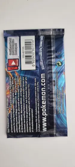 Pokemon Evolutions XY Sealed Booster pack Charizard Art - Image 2