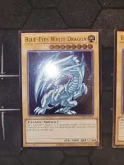 3x Blue-Eyes White Dragon Ultimate Rare OP28-EN001 Unlimited Edition - Image 2