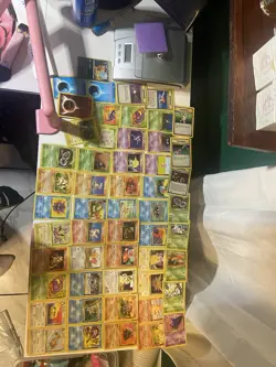 Bulk Of 1995 And Present Pokemon Cards Lapris, Gyrodos And Vaporeon - Image 4