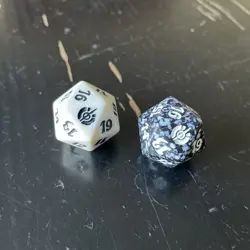 Two MTG Spindown Dice from Mirrodin Besieged - Black and White - Image 1