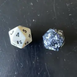 Two MTG Spindown Dice from Mirrodin Besieged - Black and White - Image 5