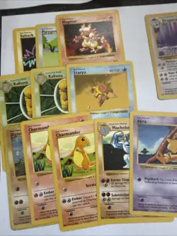 30+ Pokemon Card Lot - 1999-2000 Base Series SHADOWLESS Vintage. 1st Ed, Promo, - Image 2