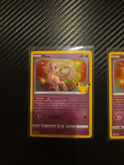 2021 Pokemon MEW #011/025 Sword & Shield Celebrations Holo Rare ENG - Image 2