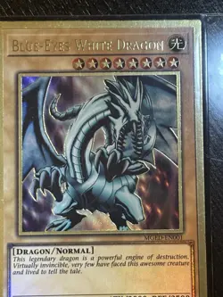 Yugioh TCG Blue Eyes White Dragon Ultra Rare First Edition EN001 - Image 2