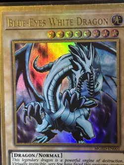 Yugioh TCG Blue Eyes White Dragon Ultra Rare First Edition EN001 - Image 4