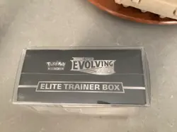 Pokemon TCG Sword and Shield Evolving Skies Elite Trainer Box Sealed with Case - Image 4