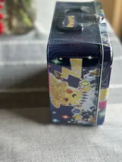 Pokemon TCG: Fall 2024 Collector Chest (Surging Sparks Theme) Pikachu Lunch Box - Image 5