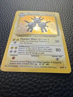 Pokemon TCG Magneton 9/102 Base Set Holo Rare Stage 1 60 HP English - Image 2