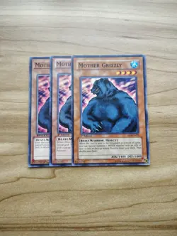 Yu-Gi-Oh! - Mother Grizzly 3X - Complete Playset - Image 1
