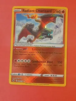 Pokemon Sword & Shield Crown Zenith Radiant Charizard 020/159 - Image 2