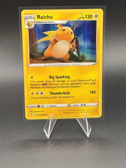 Pokemon TCG Raichu 050/203 SWSH07: Evolving Skies Holo Rare Stage 1 HP130 Card - Image 1