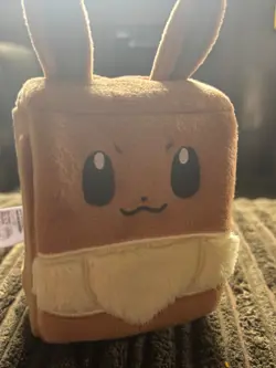 Pokemon TCG: Eevee Fuzzy Deck Box - Image 3