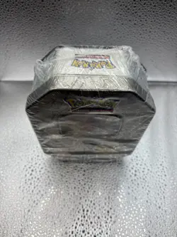 Pokemon 2021 Sword & Shield Celebrations Lance’s Charizard V Tin New and Sealed - Image 4