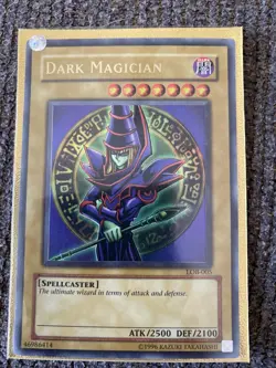 Yugioh! Dark Magician LOB-005 Ultra Rare Unlimited - Image 1