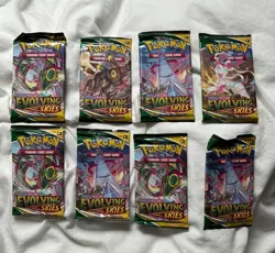 Pokemon Evolving skies Booster Packs x 8 - Image 1