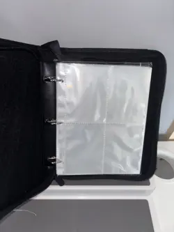 Pokemon folder to hold all of your card new condition holds up to 400 cards - Image 4