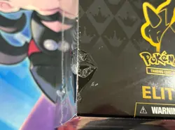 Pokemon TCG Crown Zenith Elite Trainer Box ETB New/Sealed *Tear in Seal* - Image 2