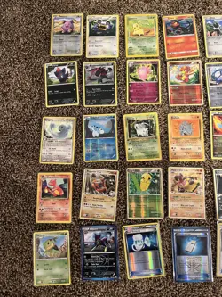 Pokemon TCG Assorted LOT of 33 (incl. 16 holos, 6 rares, list in desc.) - Image 2