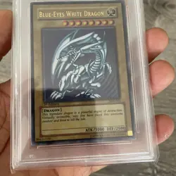 PSA 8 Yu-Gi-Oh! Card Blue-Eyes White Dragon SDK-001 Ultra Rare 1st Asian English - Image 4