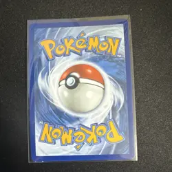 Pokemon Zamazenta Amazing Rare Holo 102/185 Vivid Voltage Basic 110 HP Card - Image 2