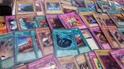 Yu-Gi-Oh Rise of the Dragon Lords Deck & Huge Card Bundle Lot - Image 4