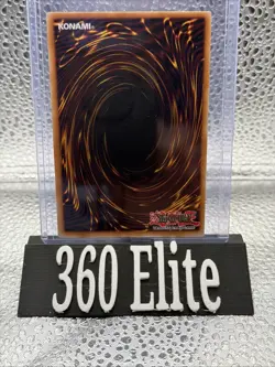 Yu-Gi-Oh Toon Dark Magician TDIL-EN032 The Dark Illusion 1st Edition - Image 2