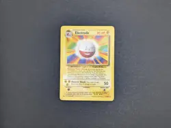 Pokemon TCG Electrode Regular Rare - Base Set 21/102 - Lightly Played - Image 1