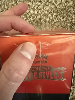 Pokemon Sword & Shield Battle Styles Red Elite Trainer Box ETB Read Description - Image 4