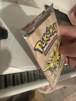 Vintage Pokemon Fossil Booster Pack Zapdos Art Sealed WOTC 1999 Unopened - Image 5