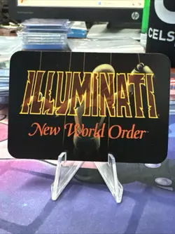 ILLUMINATI UNIVERSITY - ULTRA RARE ASSASSINS INWO Card Game New World Order - Image 4