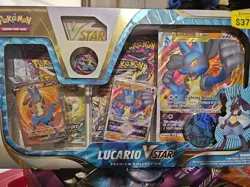Pokemon TCG Lucario VSTAR Premium Collection (290-85124) 820650851247 - Image 1