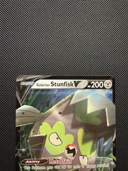 Galarian Stunfisk V 128/189 SWSH03: Darkness Ablaze Ultra Rare Near Mint - Image 3