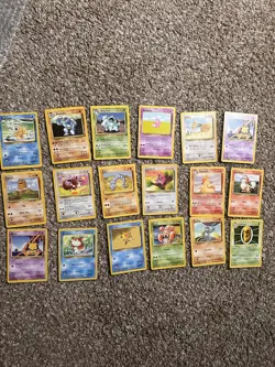 Pokemon Lot Base set and Jungle - Image 1