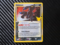 Umbreon Gold Star 17/17 - Pokemon Celebrations 25th Anniversary Holo Rare - Image 1