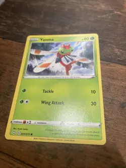 Yanma 001/072 Shining Fates Pokemon TCG Card Near Mint - Image 1