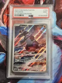 Groudon 199/182 en SV04 Paradox Rift Illustration Rare Holo PSA 9 Pokemon - Image 1