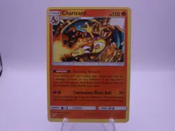 POKEMON CARD CHARIZARD RARE SUN & MOON TEAM UP 014/181 - Image 1