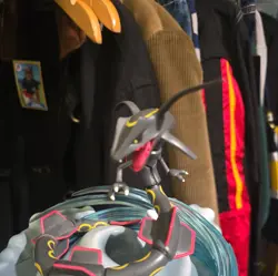 Pokemon TCG Hidden Fates Shiny Rayquaza Statue Figure Limited Collection 2019 - Image 3