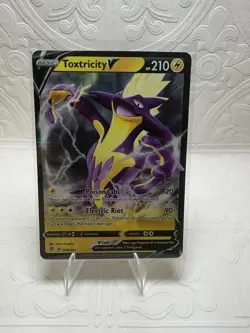 Pokemon Toxtricity V Ultra Rare Full Art Holo 070/192 Rebel Clash Basic 210 HP - Image 1