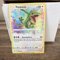 Rayquaza 138/185 Swsh04: Vivid Voltage Amazing Rare Holo Basic Pokemon TCG - Image 1